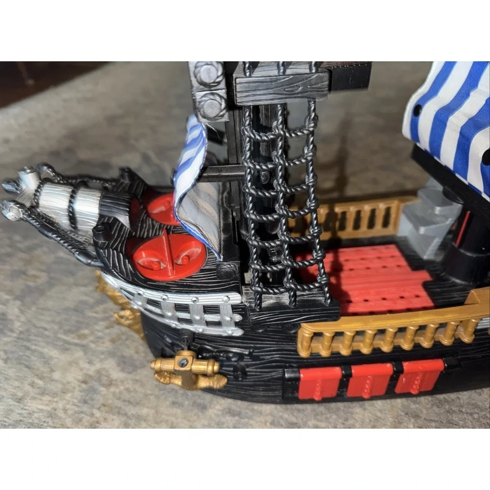 Fisher Price 2006 Mattel Imaginext Black & Red Pirate Ship Blue White Sails